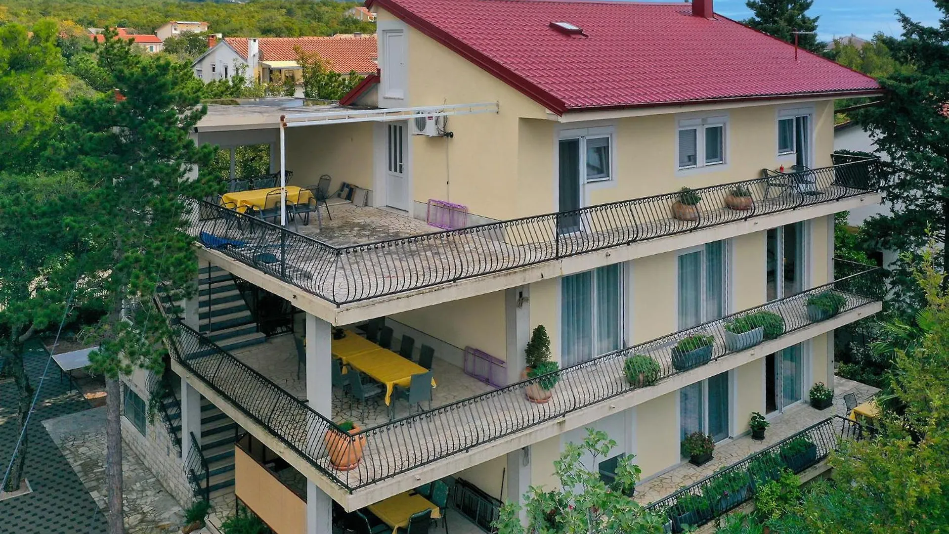 Apartment Apartmani Pintar-1 By Interhome Jadranovo